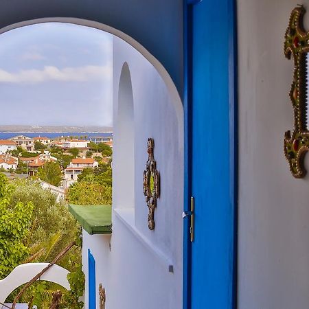 Pasalimani Hotel Cesme Bagian luar foto