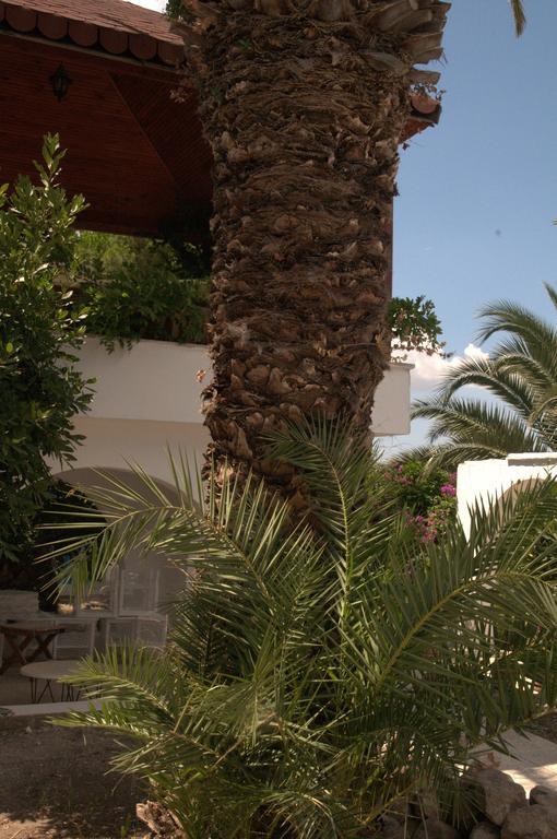 Pasalimani Hotel Cesme Bagian luar foto