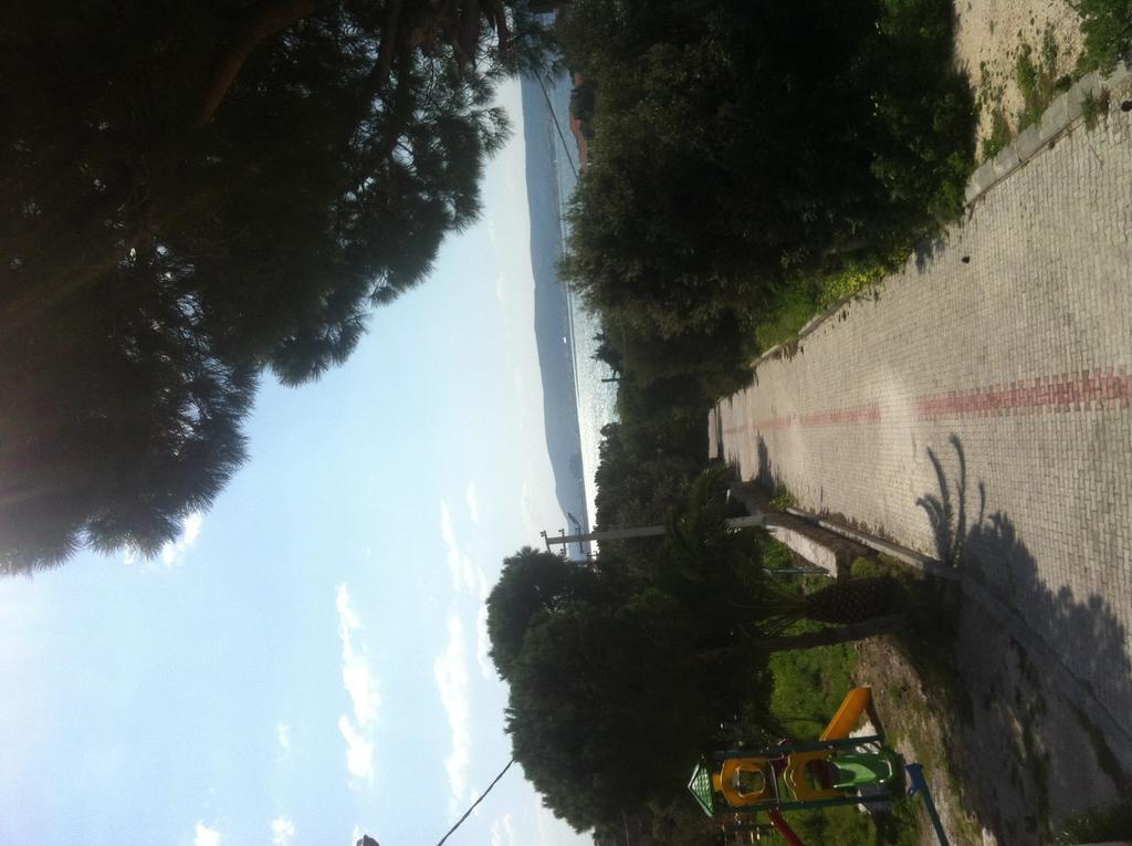 Pasalimani Hotel Cesme Bagian luar foto