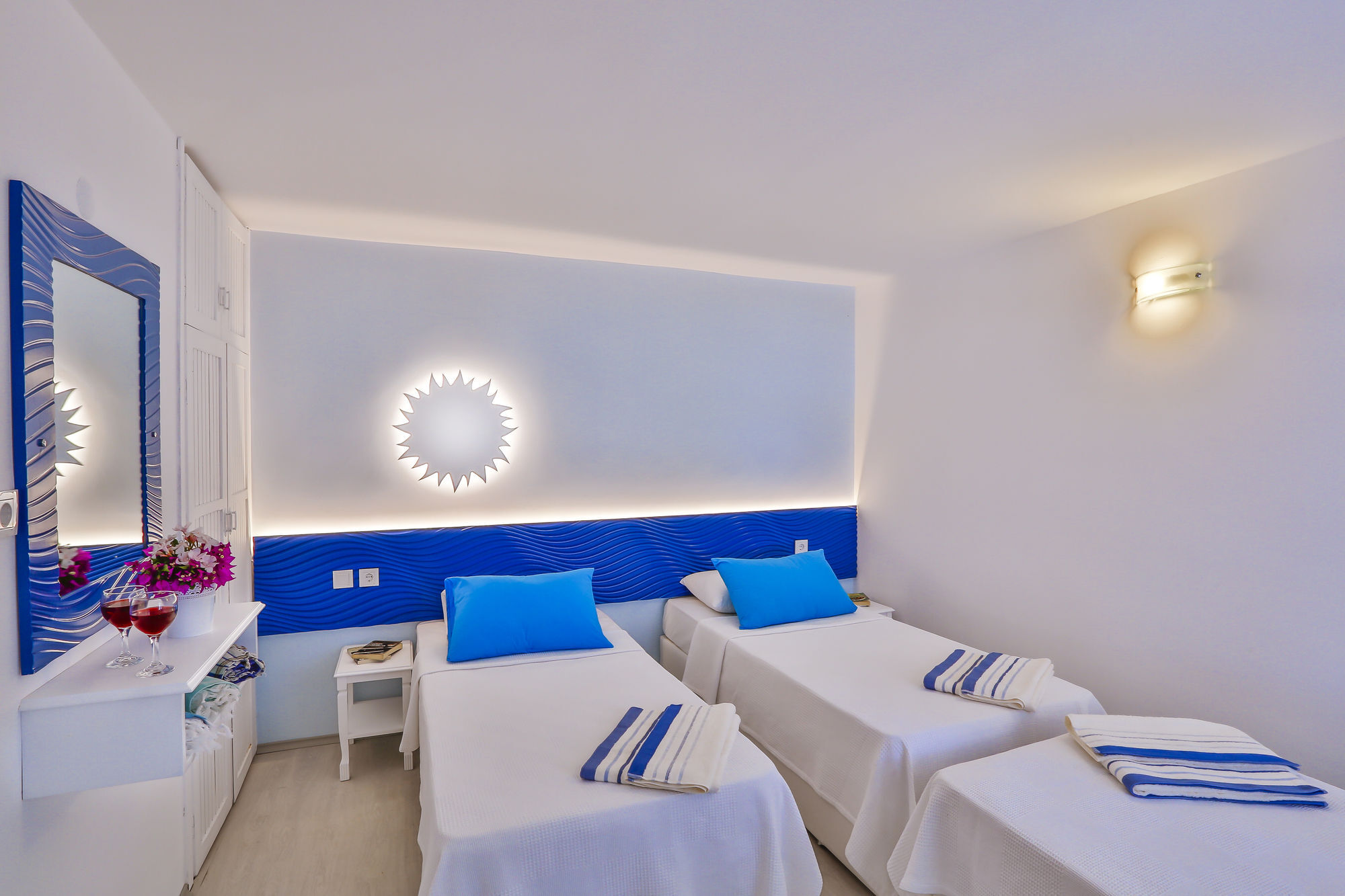Pasalimani Hotel Cesme Bagian luar foto